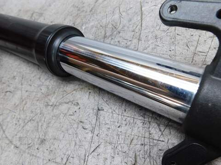 перо вилки правое Suzuki Boulevard M109R