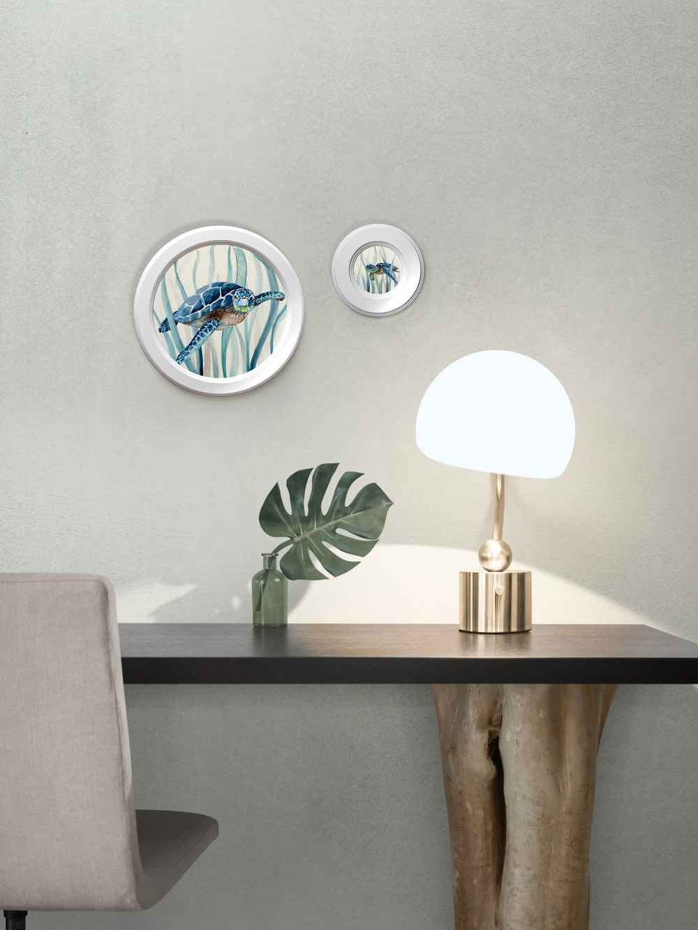 Картина на натуральном холсте в круглой деревянной раме "Морская черепаха"