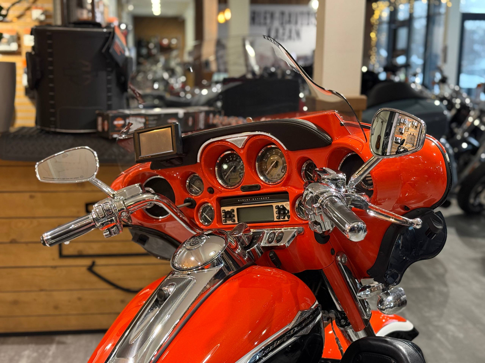 Harley-Davidson CVO Ultra Classic Limited, 2012