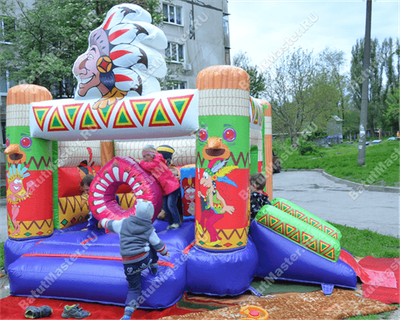 Коммерческий надувной батут "Индеец"