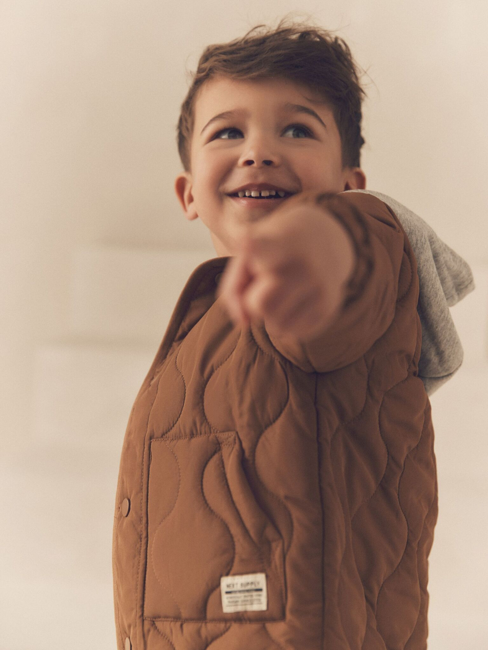 Куртка стеганая для мальчика Next Q56-470, Коричневый, Серый