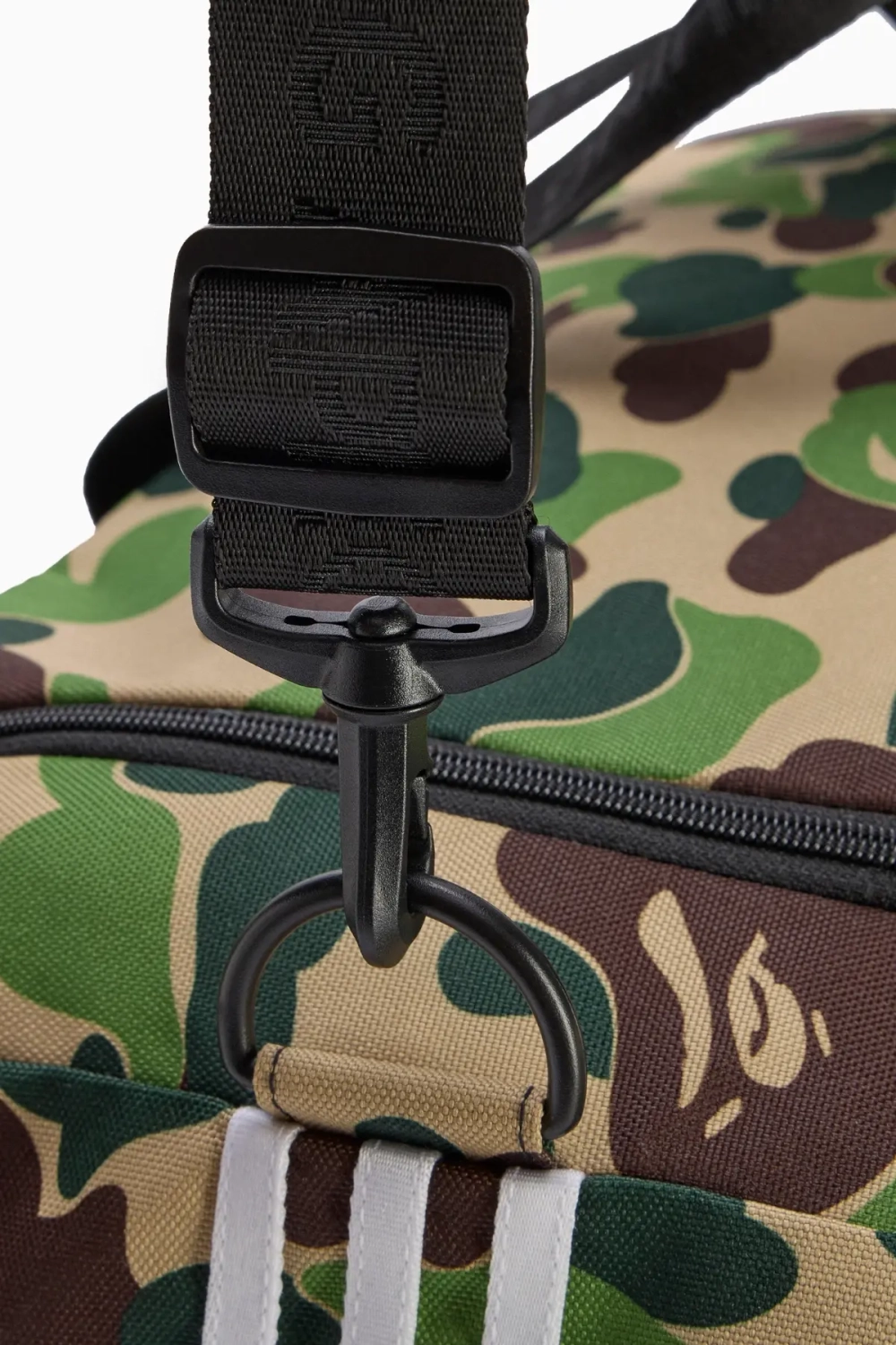 Сумка спортивная adidas x BAPE - многоцветный