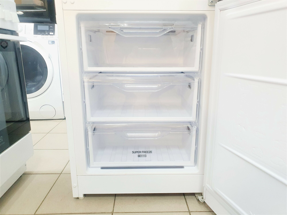 Indesit DF 5180 W