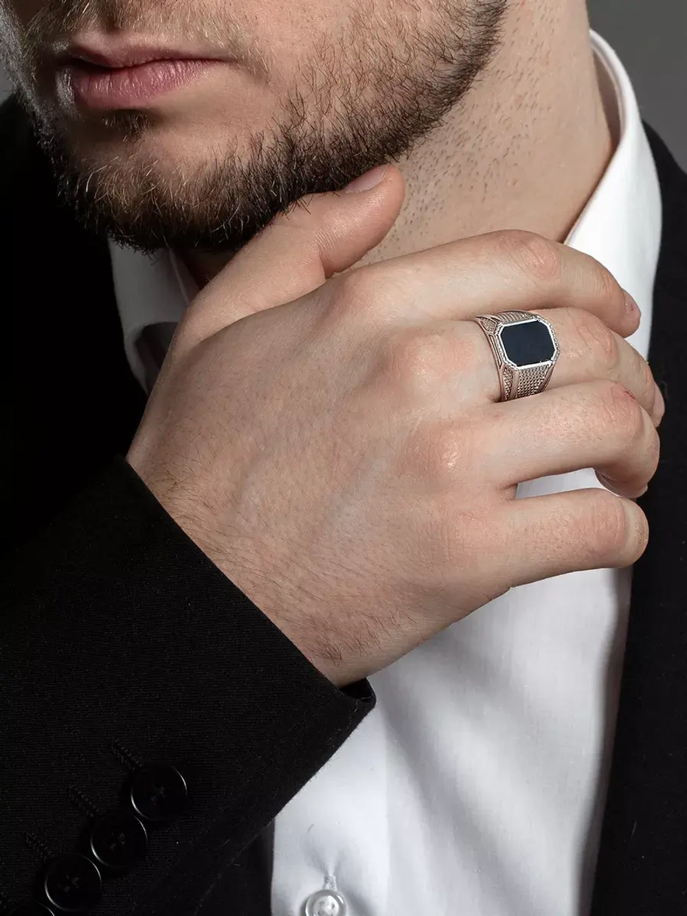 Серебряная печатка с черным агатом