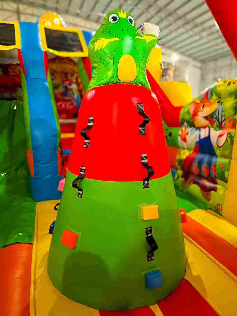 Коммерческий надувной батут «Добрая русская сказка 3», 8*4*5 м.