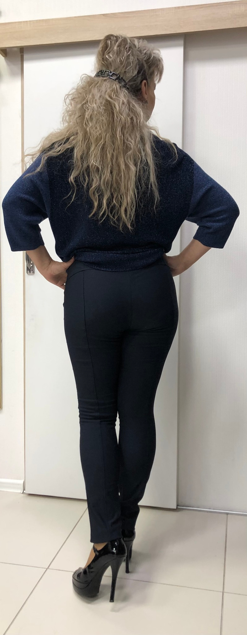 Узкие стрейчивые брючки с на флисе большие размеры