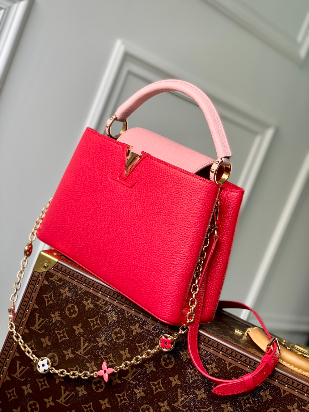Louis Vuitton Capucines MM