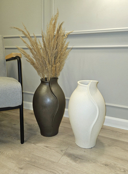 Ваза Olive vase-Creamy white