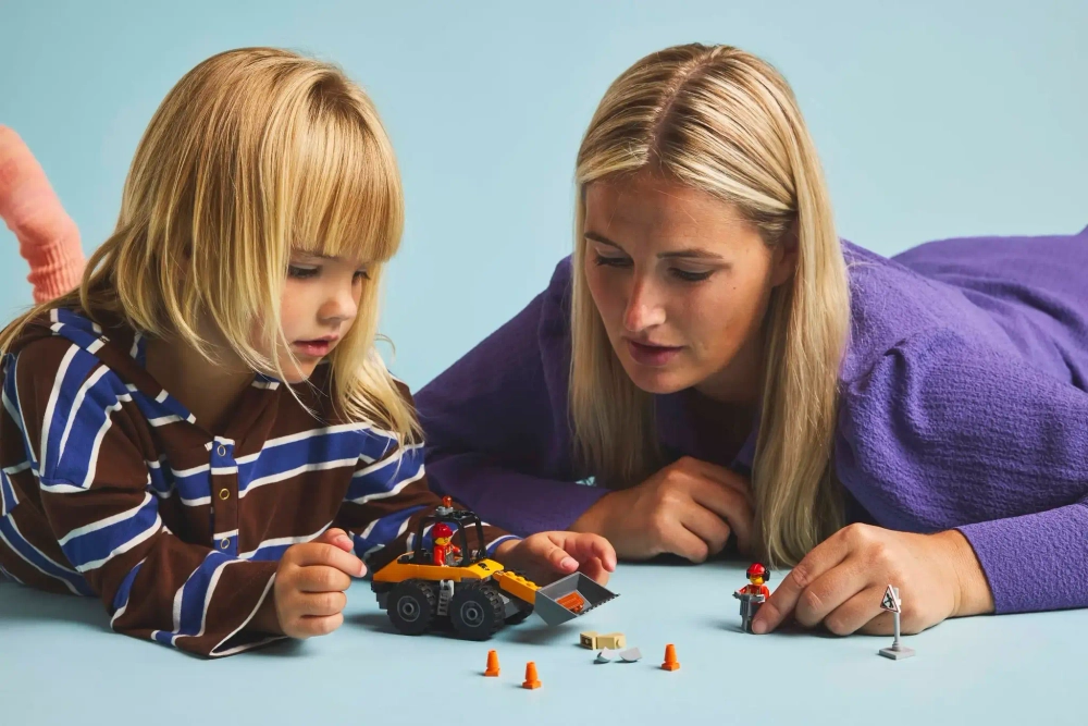 Конструктор LEGO City 60450 Желтый строительный колесный погрузчик