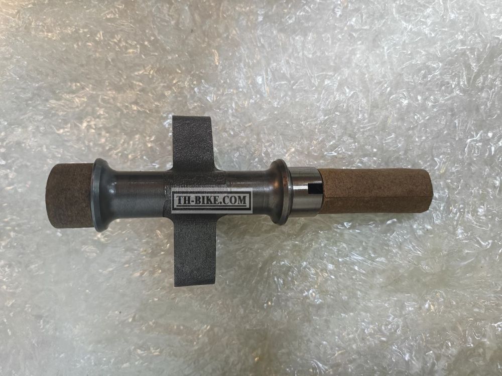 13421-K0A-DB0. SHAFT, BALANCER. HONDA