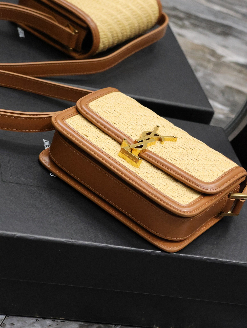 Saint Laurent Solferino 18 cm