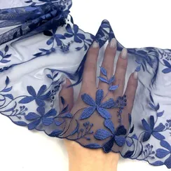 Вышивка на сетке темно-синяя 22 см