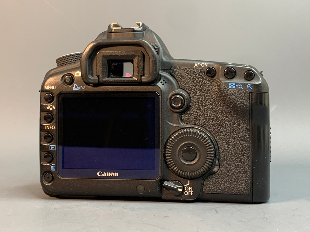 Canon EOS 5D Mark II 98.000 кадров