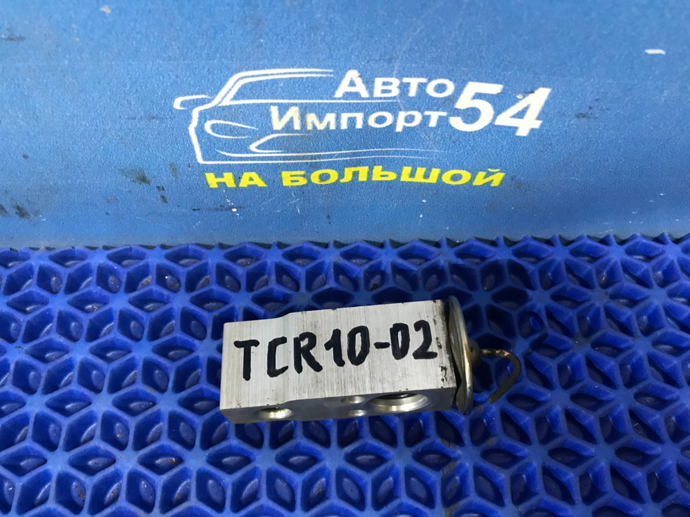 Клапан кондиционера TOYOTA ESTIMA 1999
