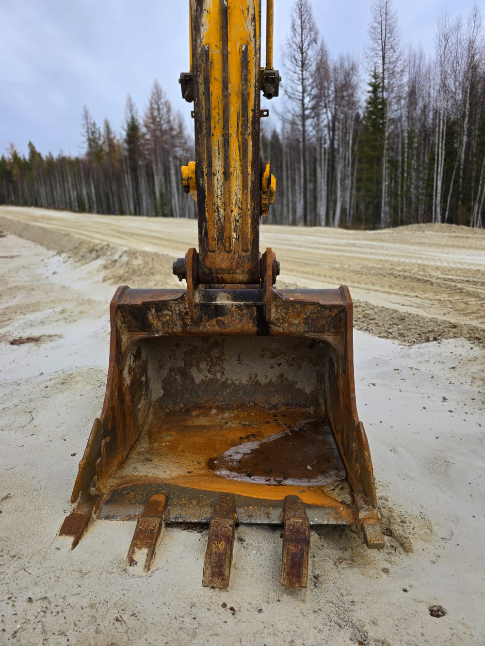 JCB JS 305 Экскаватор JS 305	(Дизельный, 7,2 л, 224 л.с., АТ)