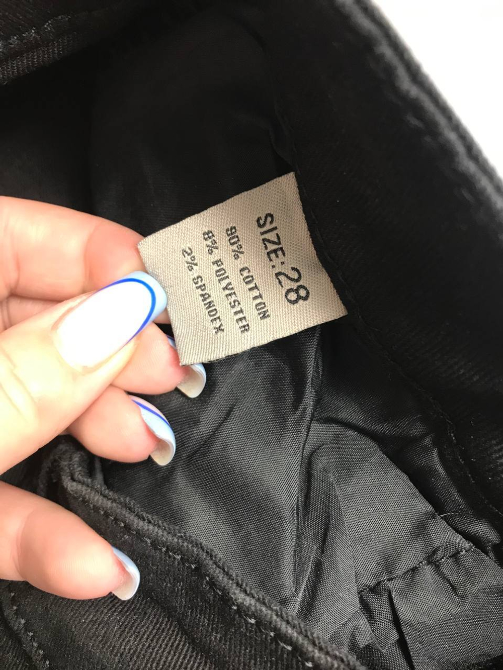 Джинсы прямого кроя темные, маркировка 28, визуально на 44 размер