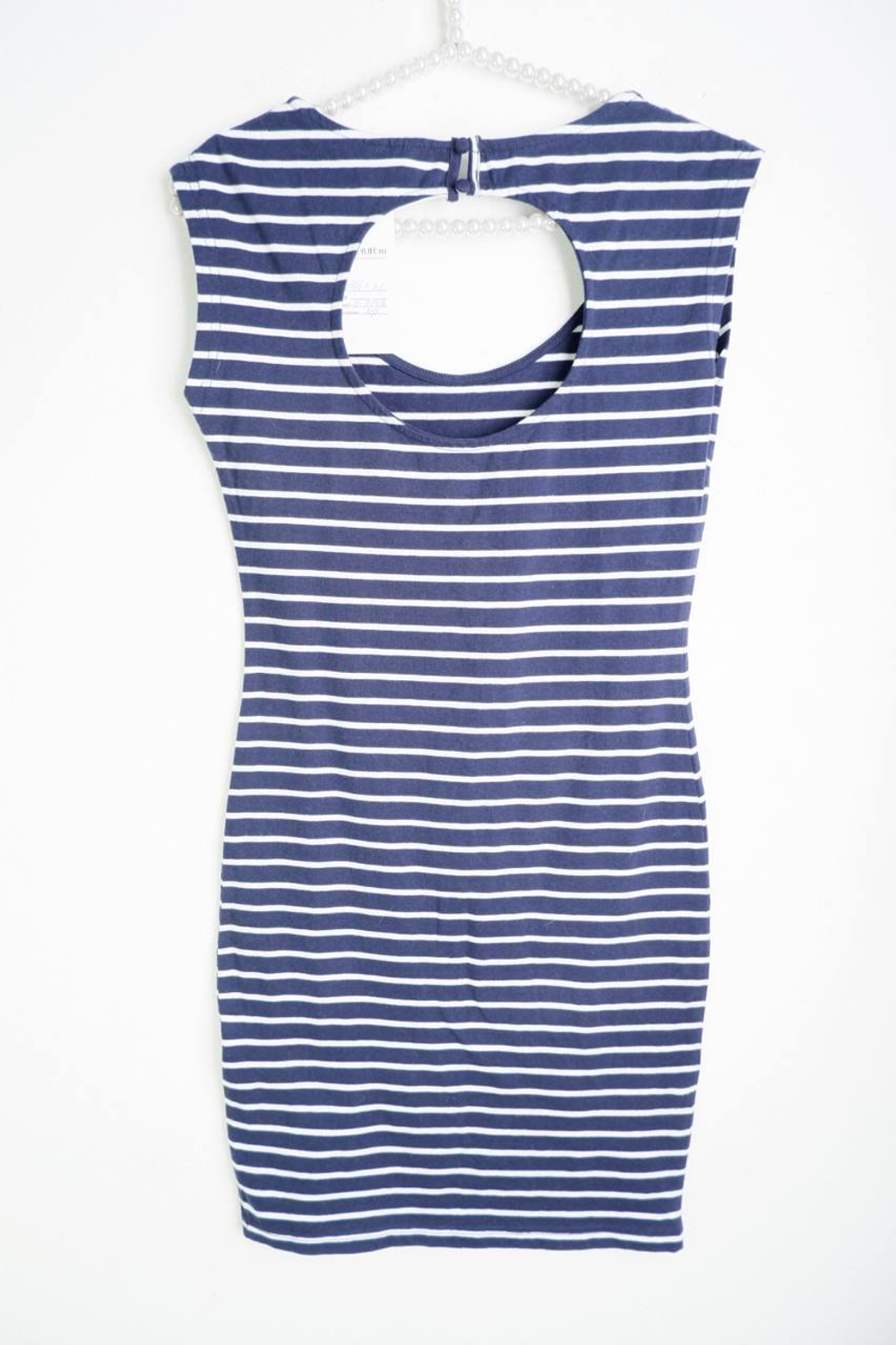 Платье Ostin обтягивающего кроя, маркировка S, визуально на 44 размер