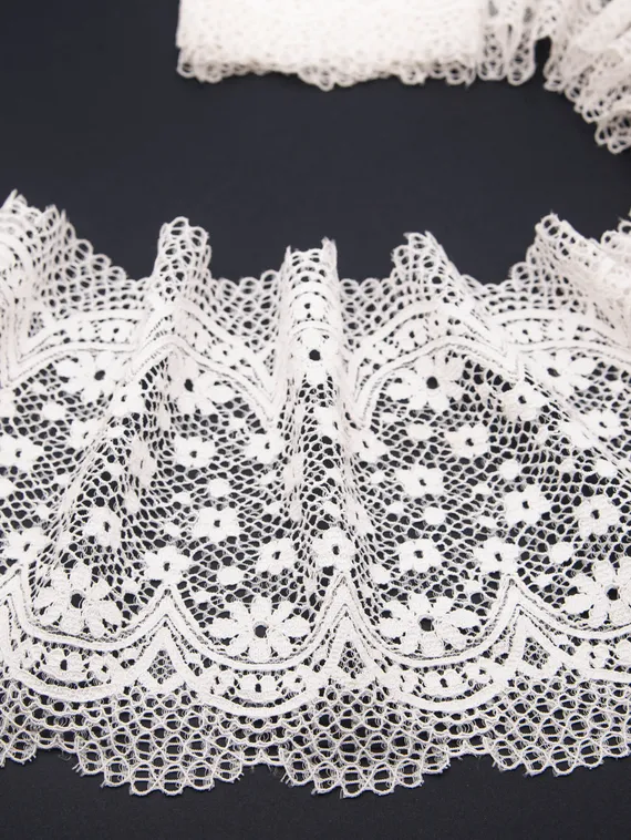 03-150 Кружево эластичное 19 см, айвори