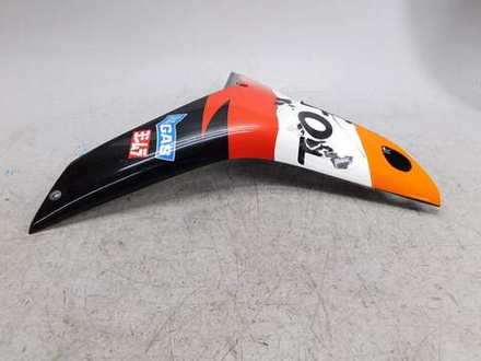 Пластик боковой правый Honda CBR600RR 06-08 64320-MFJ-D000