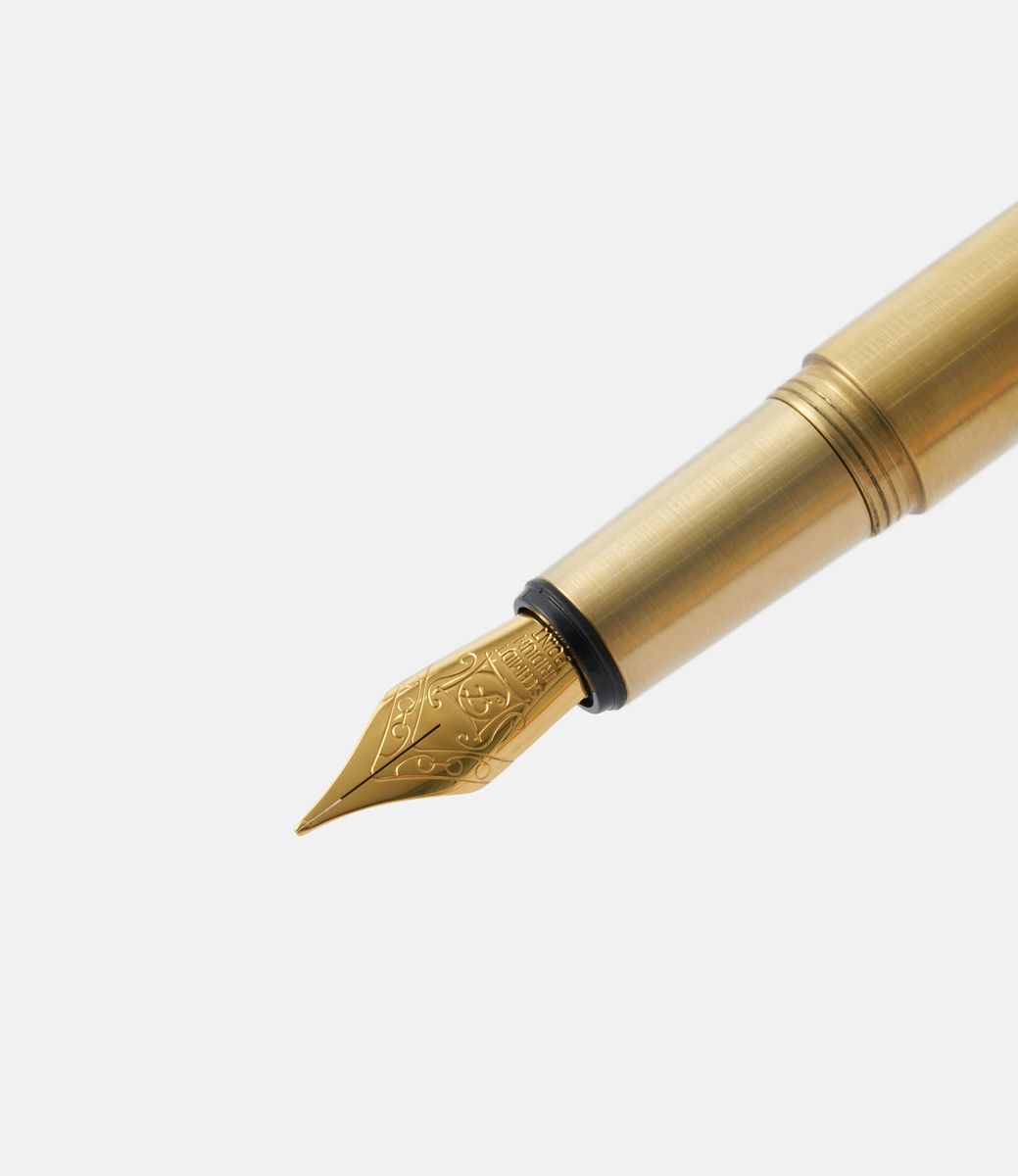 Inventery Pocket Fountain Pen Brass — карманная перьевая ручка