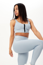 Легинсы с высокой талией