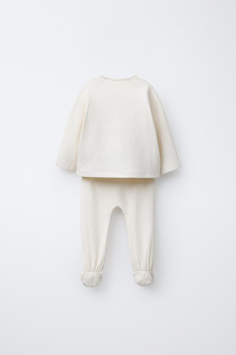 ZARA КОМПЛЕКТ ИЗ ФУТБОЛКИ И ЛЕГИНСОВ С РЕЛЬЕФНЫМ УЗОРОМ, ЭКРЮ