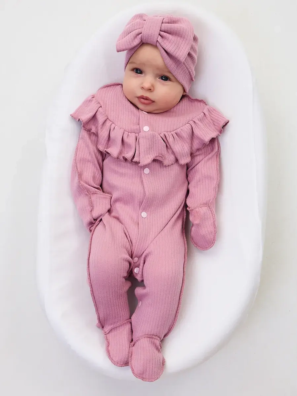 Комбинезон на выписку для новорожденного