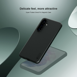 Чехол противоударный от Nillkin c поддержкой зарядки MagSafe для Samsung Galaxy S24 FE, серия Super Frosted Shield Pro Magnetic Case