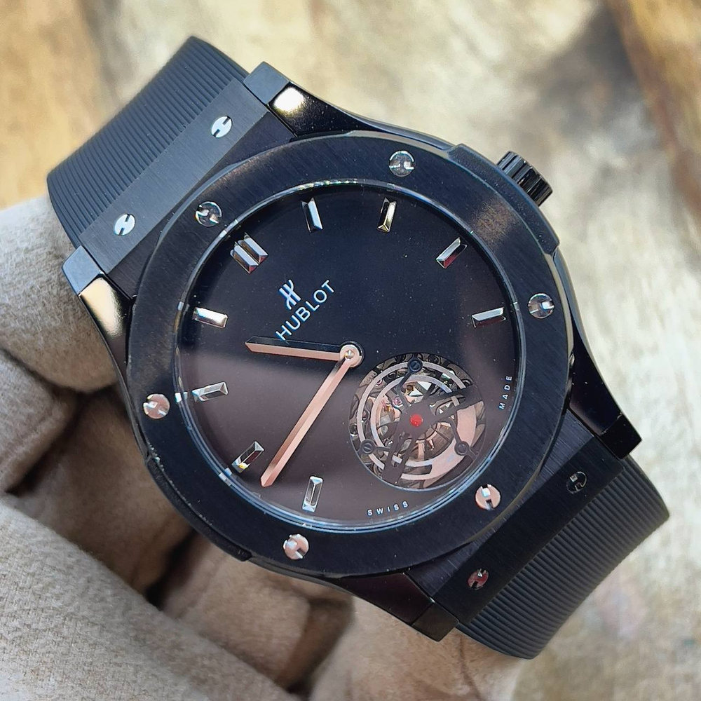 Часы Hublot