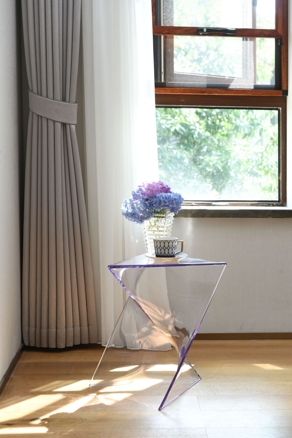 Столик кофейный Kafka