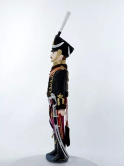 Кукла коллекционная фарфоровая Гусар Иркутского полка Россия 19 век