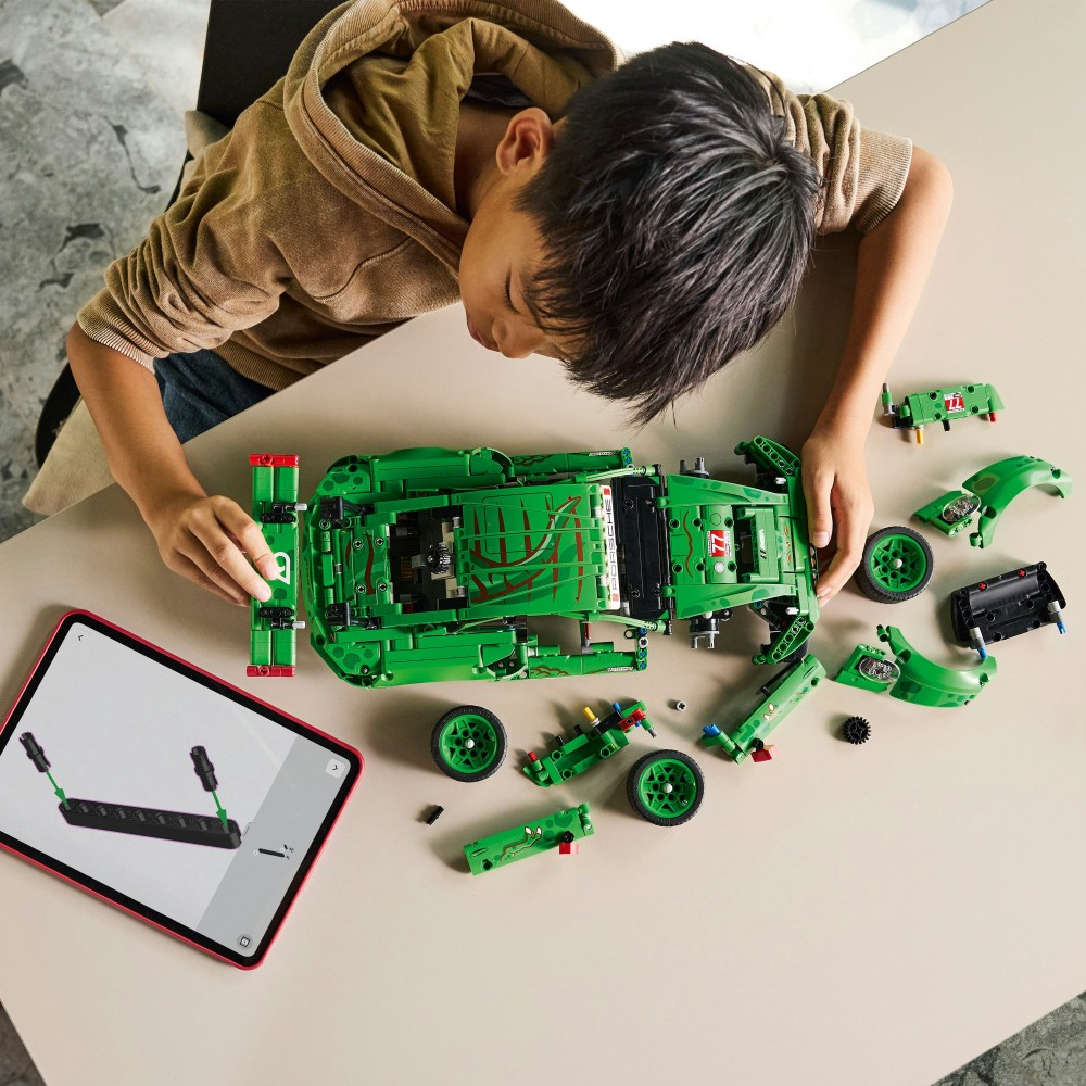 Конструктор LEGO Technic Porsche 1729 42224 911 GT3 R REXY AO Racing — фото 8