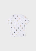 две футболки с шортами