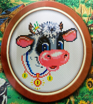 "Медалист"-145 вышивка