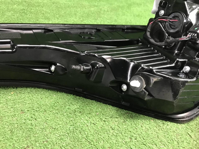 Фонарь правый внешний Zeekr 001 (2021-н.в.)