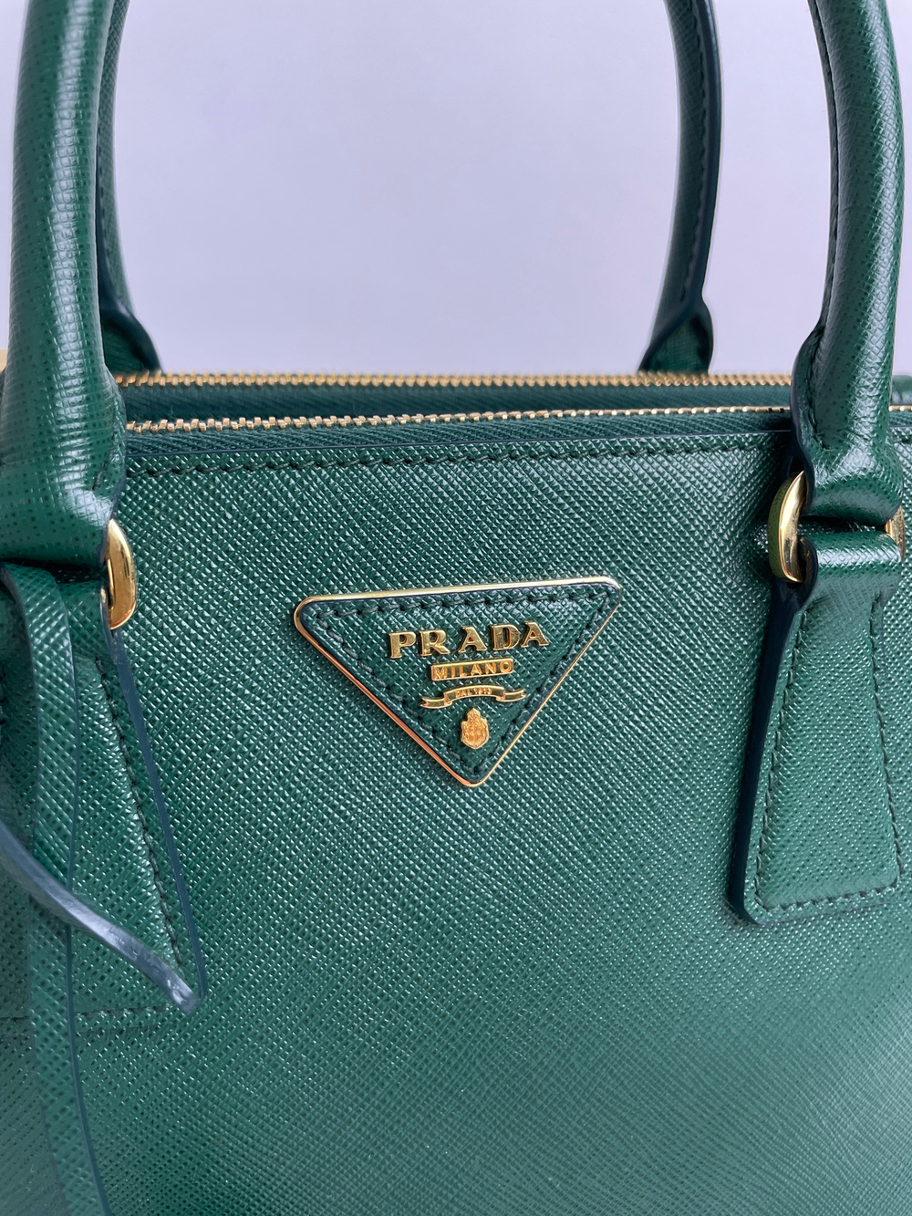 Сумка Prada Galleria Mini Handbag Saffiano