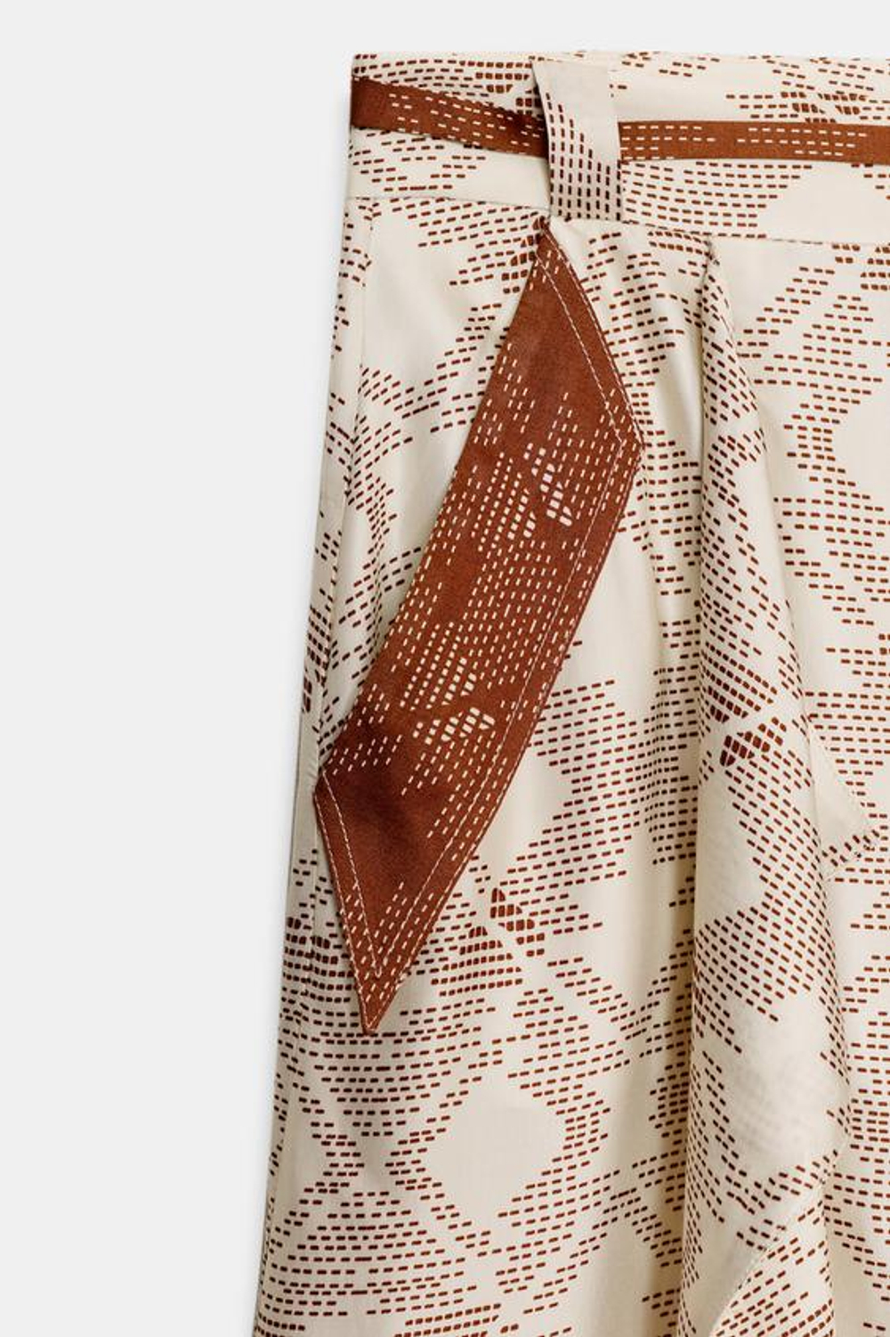 ZARA СВОБОДНЫЕ ШОРТЫ С ПРИНТОМ — ZW COLLECTION, ЭКРЮ