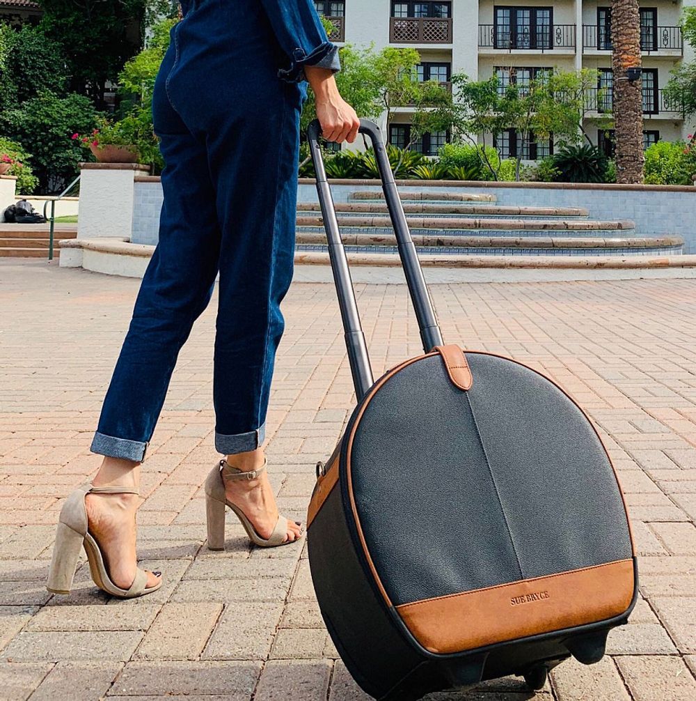 Tenba Sue Bryce Hat Box Roller