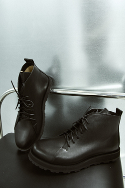 HighShoes black Michelin winter