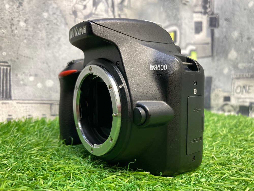 Nikon D3500 + 18-55mm 7200 кадров Покупка/Продажа