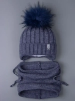 Шапка для мальчика зимняя вязаная и снуд