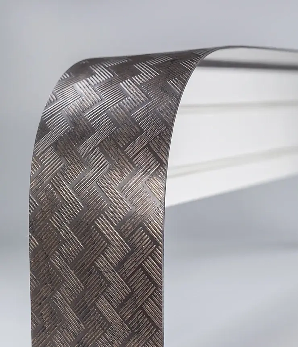 Пластиковый карниз с тиснением Legrand 2-х рядный Кант 1600 мм