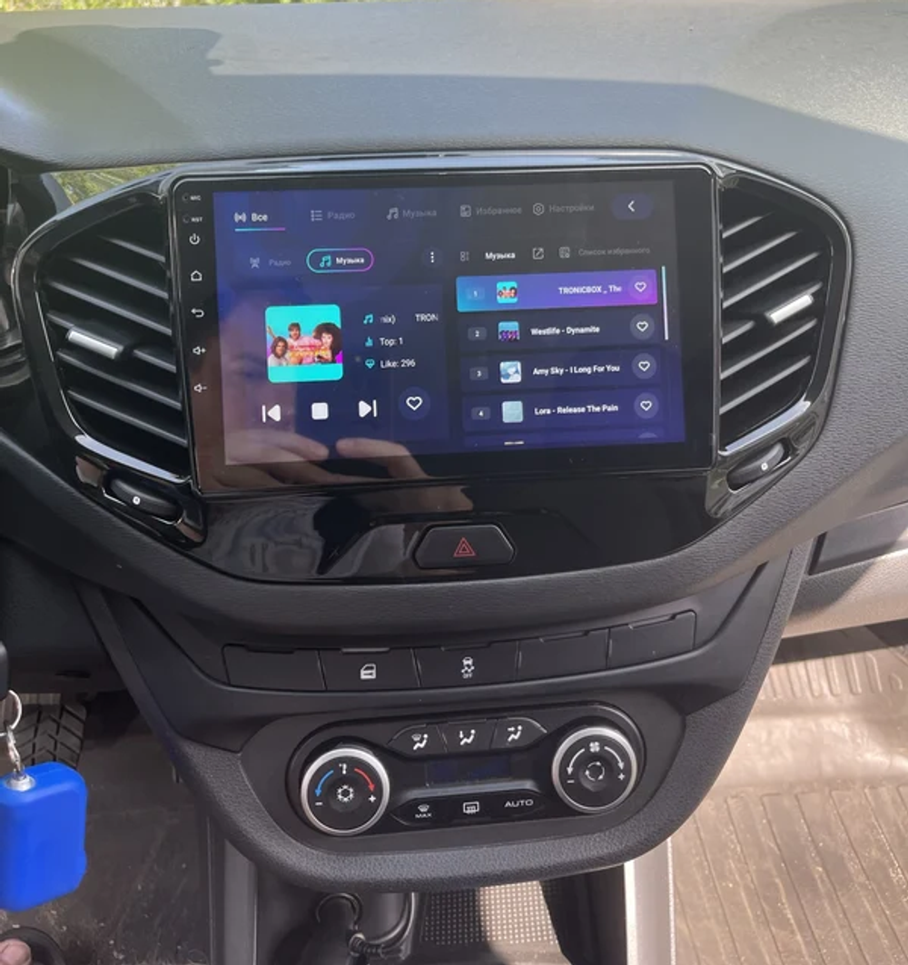 Магнитола для Lada Vesta 2015-2022, Vesta Cross - Carmedia KR-9283-S10 Android 10, ТОП Процессор, 4ГБ-64ГБ, SIM-слот