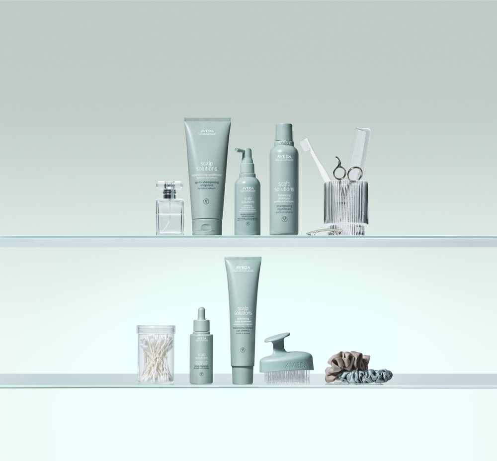 Aveda Scalp Solutions Exfoliating Scalp Treatment - отшелушивающий гель для регенерации кожи головы /   150  ml  / GTIN 18084040508