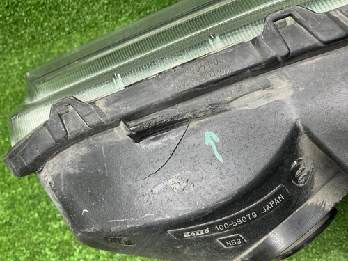 Фара правая Suzuki Grand Vitara (05-16) галоген