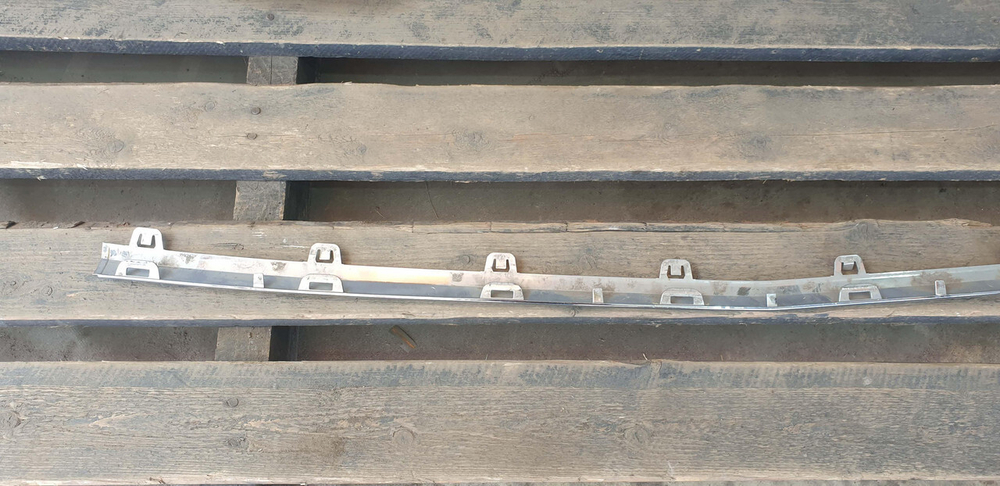 Молдинг переднего бампера Mercedes GLC (X253) 15-19 Б/У Оригинал A2538852600