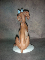 Статуэтка. Фарфор. Cобака с бабочкой на голове. Capodimonte. Италия
