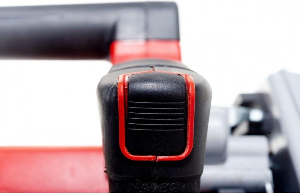 Пила циркулярная сетевая EINHELL TE-PS 165 погружная 4331300