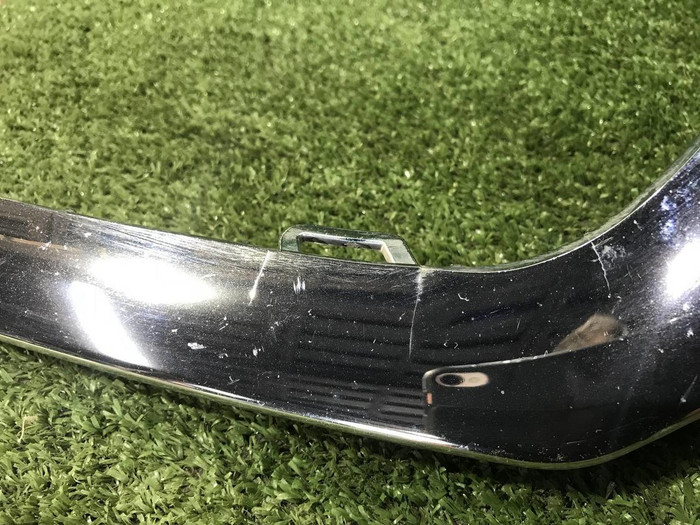 Молдинг переднего бампера правый Mercedes C w205 (2014-2018) AMG