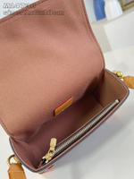 Louis Vuitton Steamer Wearable Wallet